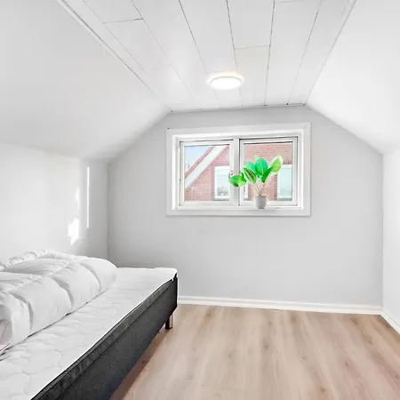 בית נופש 2 Bedroom Amazing In *